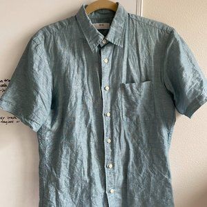 Uniqlo Men's Linen Short Sleeve Button-Up Shirt (S)